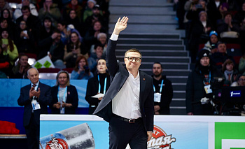 Алексей Текслер поздравил хоккеистов «Металлурга» с завоеванием Кубка Гагарина 